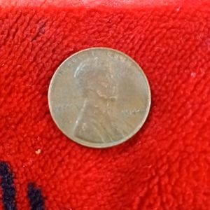 1944 date is dd and GOD also in WE an B and R in liberty